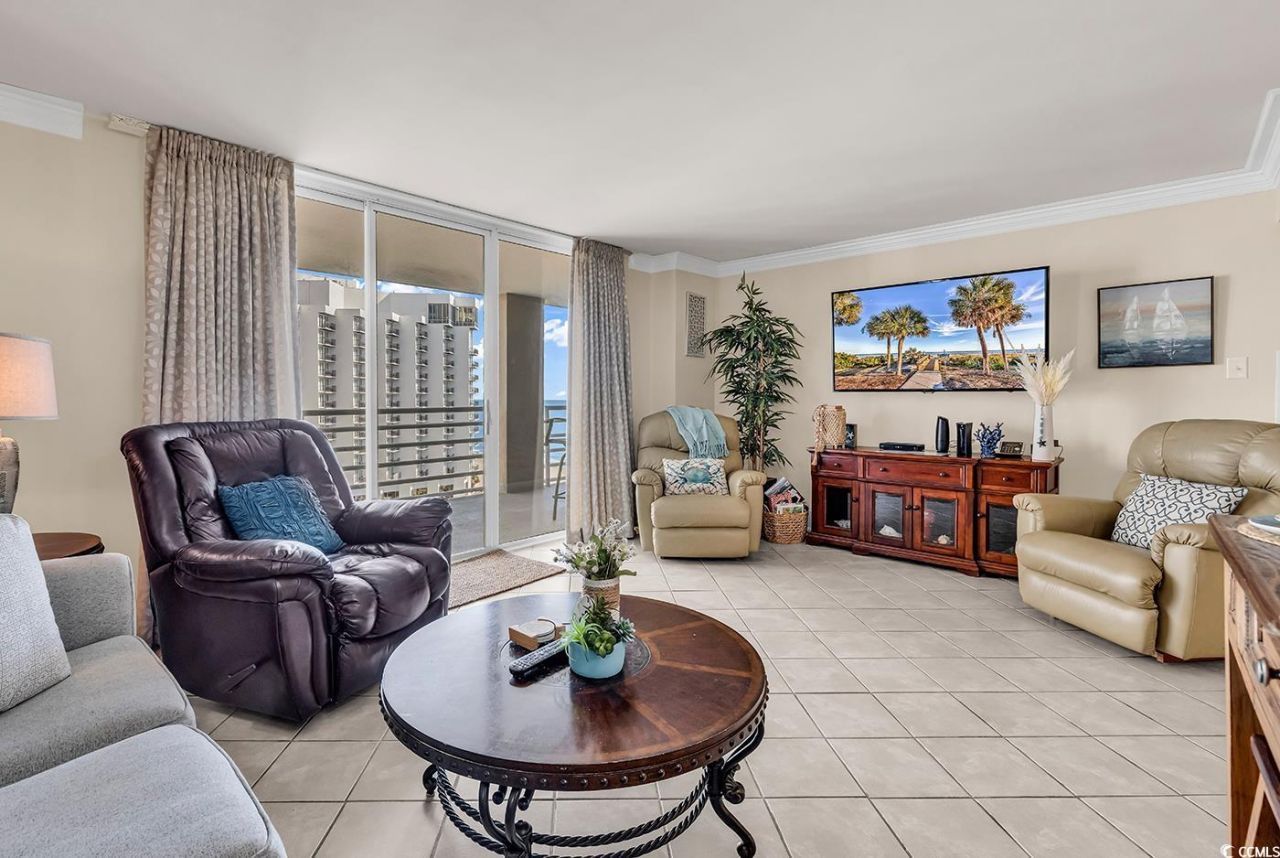 9840 Queensway Blvd. Photo 4