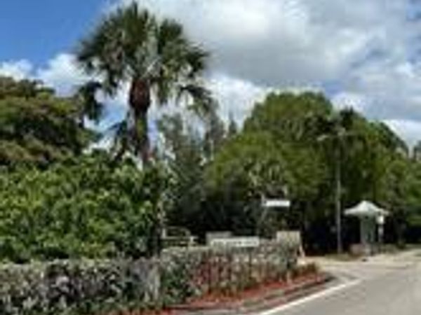 Lauderhill, FL 33319