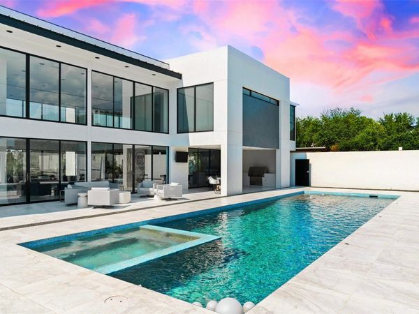 1501 Ridgecrest DR, Austin, TX 78746