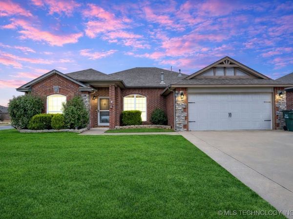 13009 E 133rd Place N, Collinsville, OK 74021