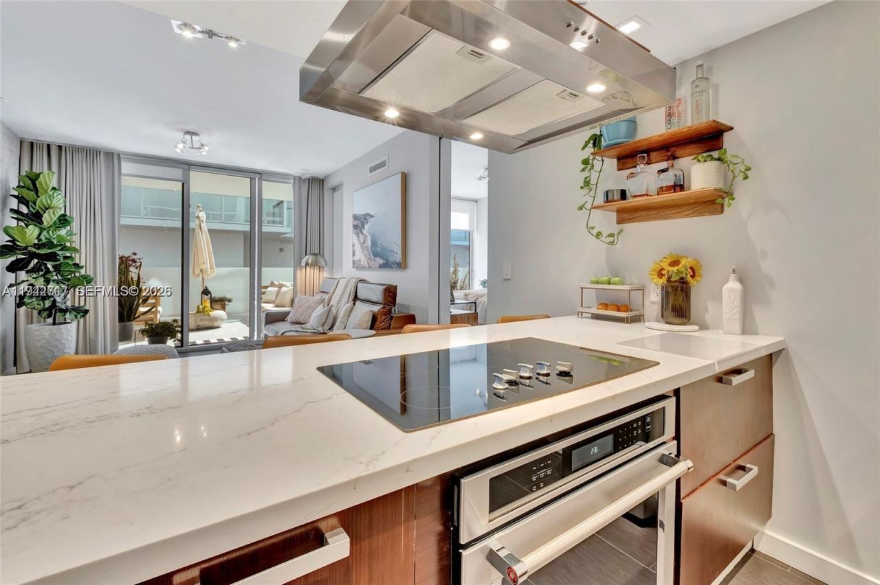 720 NE 62nd St , Unit 307, Miami, FL 33138 Photo