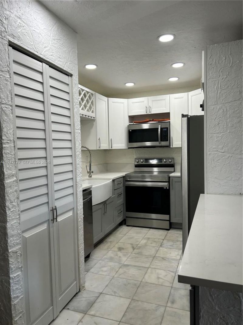 38 Northampton B, Unit 38, West Palm Beach, FL 33417 Photo