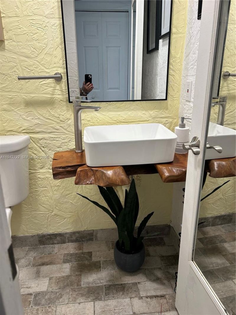 38 Northampton B, Unit 38, West Palm Beach, FL 33417 Photo