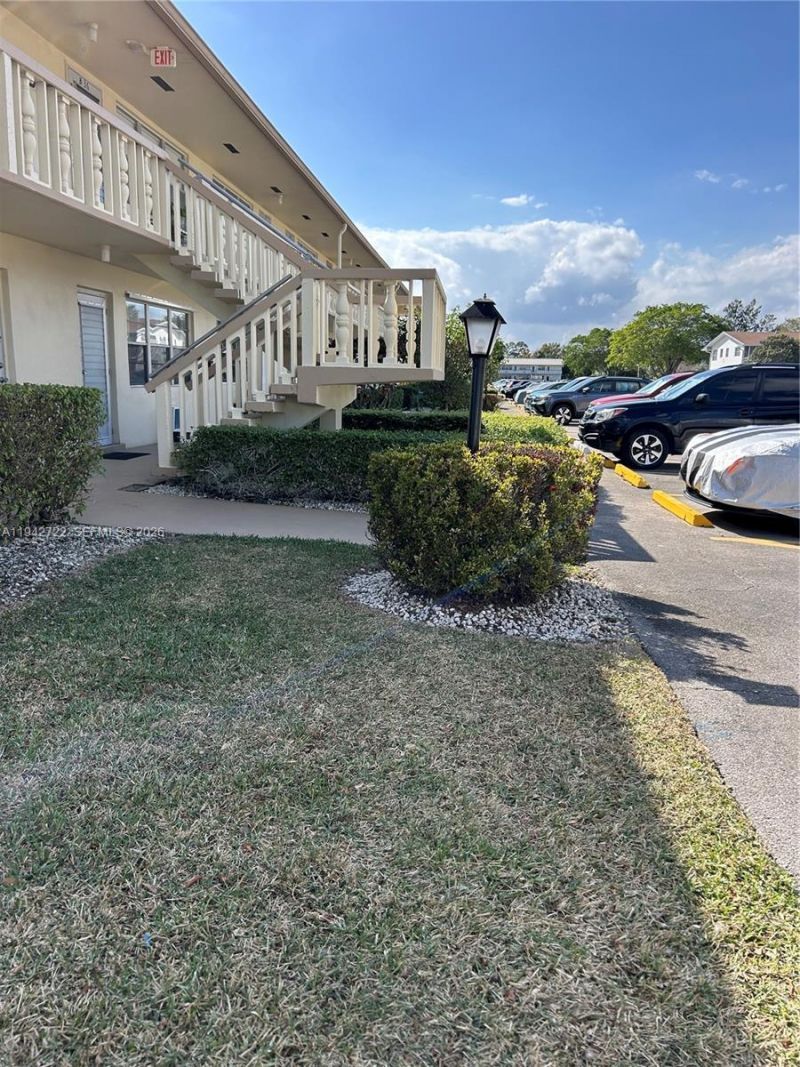 38 Northampton B, Unit 38, West Palm Beach, FL 33417 Photo