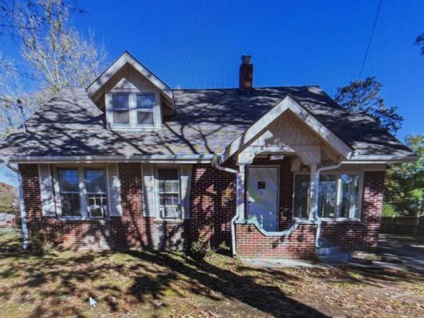 367 E Forest Avenue, Jackson, TN 38301