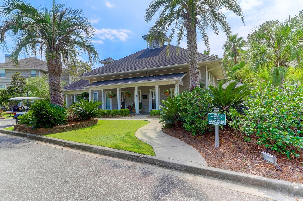 188 Midland Parkway Photo 15