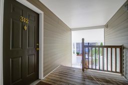 188 Midland Parkway photo 4