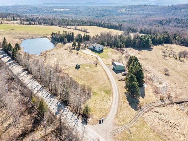 3614 Creek Road, Albany, VT 05820