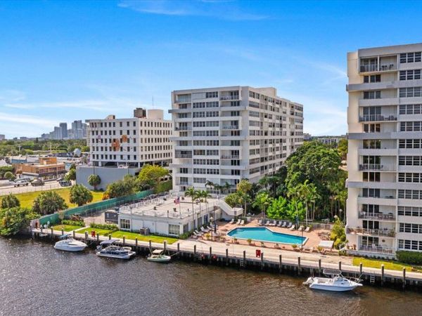 1160 N Federal Highway, Unit 221, Fort Lauderdale, FL 33304
