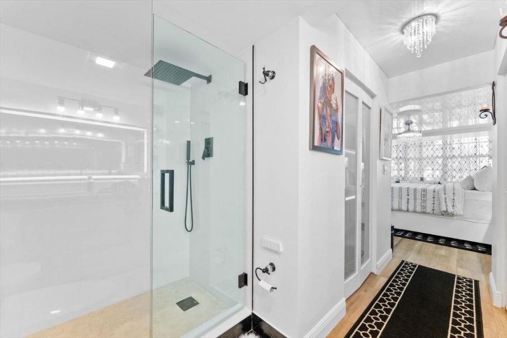 1160 N Federal Highway, Unit 221, Fort Lauderdale, FL 33304 Photo