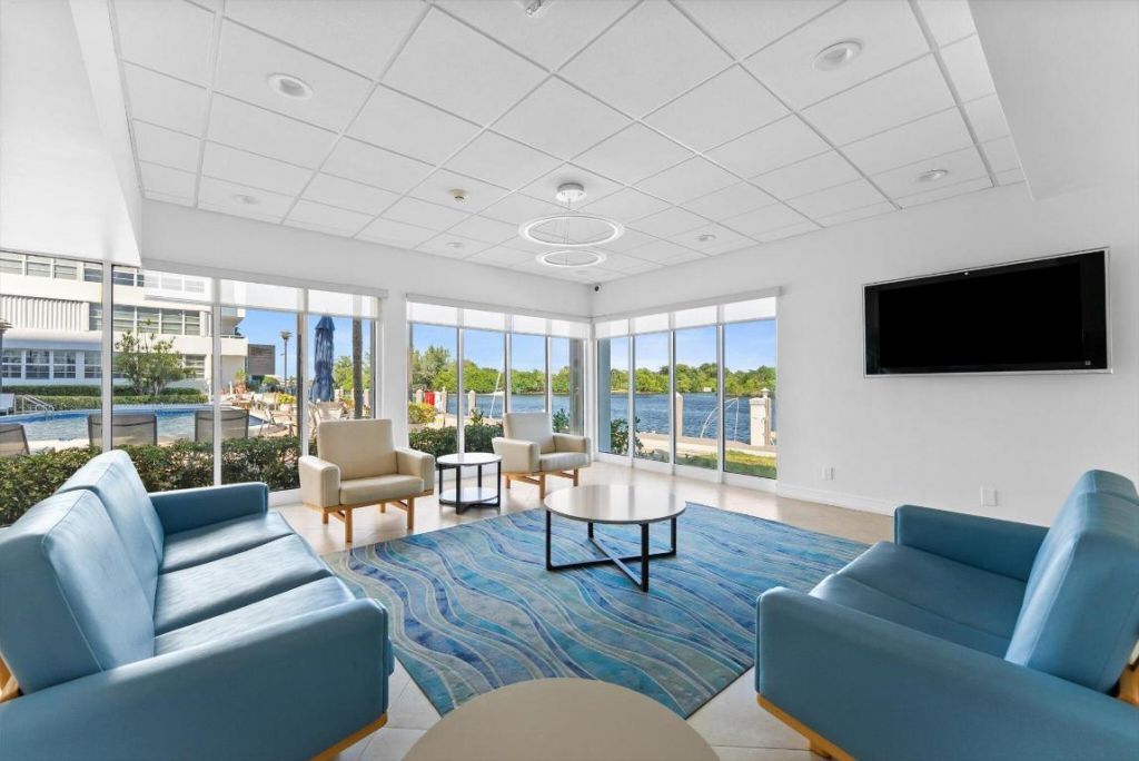 1160 N Federal Highway, Unit 221, Fort Lauderdale, FL 33304 Photo