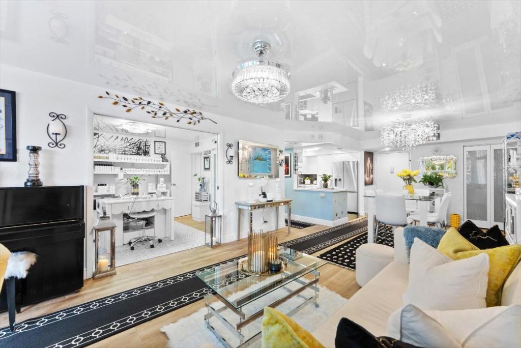 1160 N Federal Highway, Unit 221, Fort Lauderdale, FL 33304 Photo