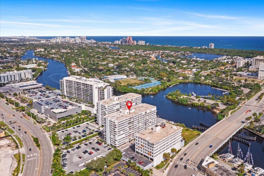 1160 N Federal Highway, Unit 221, Fort Lauderdale, FL 33304 Photo