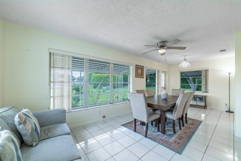 135 NW 14th Street, Boynton Beach, FL 33426 Photo
