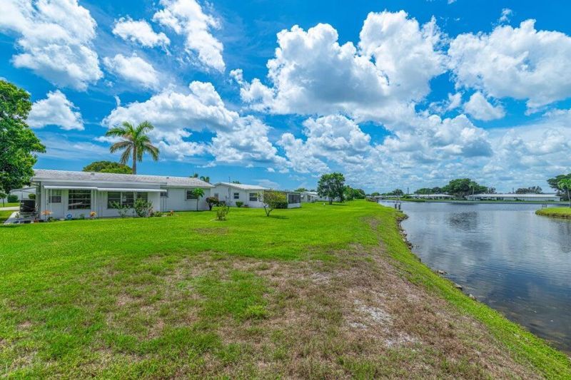 135 NW 14th Street, Boynton Beach, FL 33426 Photo