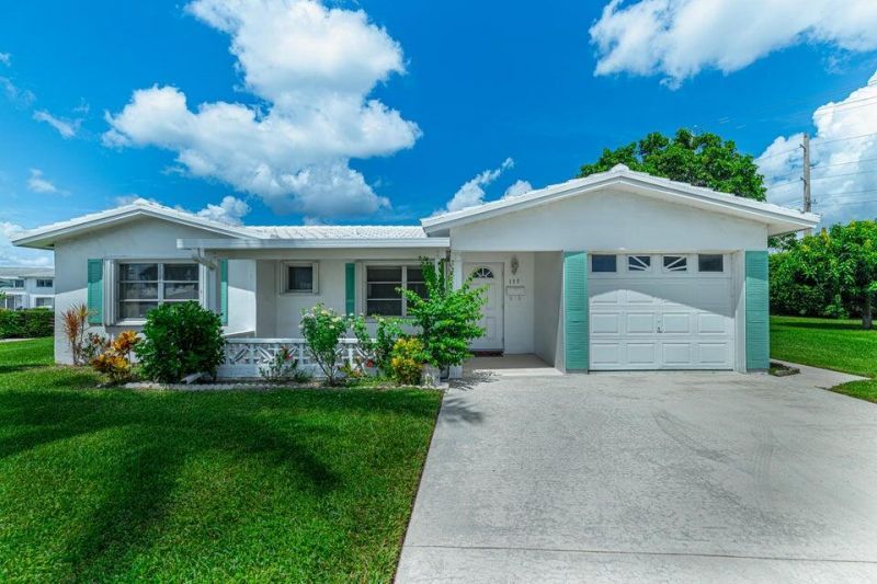 135 NW 14th Street, Boynton Beach, FL 33426 Photo