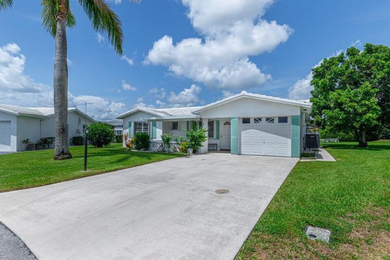 135 NW 14th Street, Boynton Beach, FL 33426 Photo