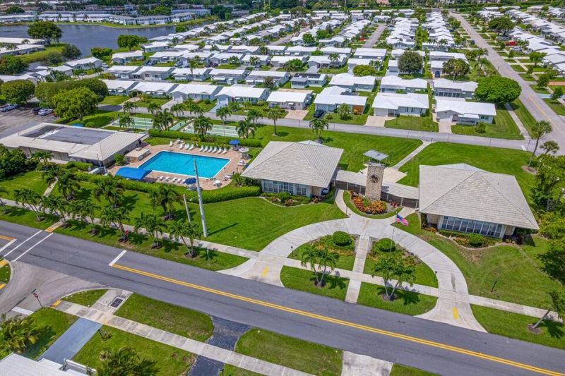 135 NW 14th Street, Boynton Beach, FL 33426 Photo