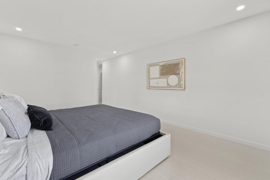 1750 NE 49th Street, Fort Lauderdale, FL 33334 Photo