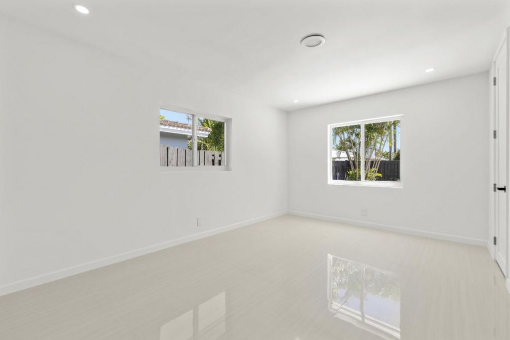 1750 NE 49th Street, Fort Lauderdale, FL 33334 Photo