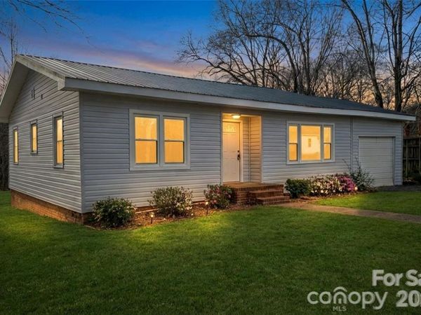 6457 Hudlow Road, Union Mills, NC 28167