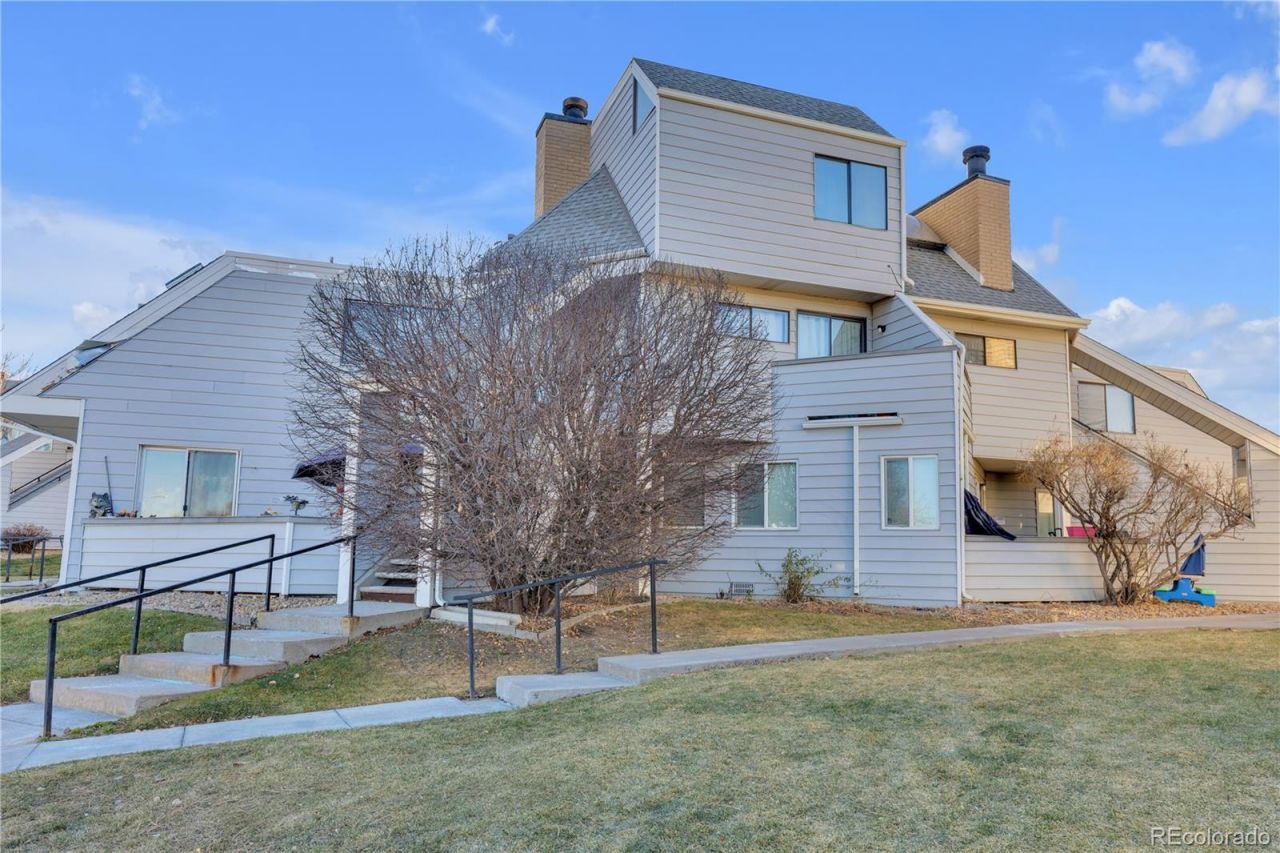 17034 E Tennessee Drive, Unit 208, Aurora, CO 80017 Main Photo