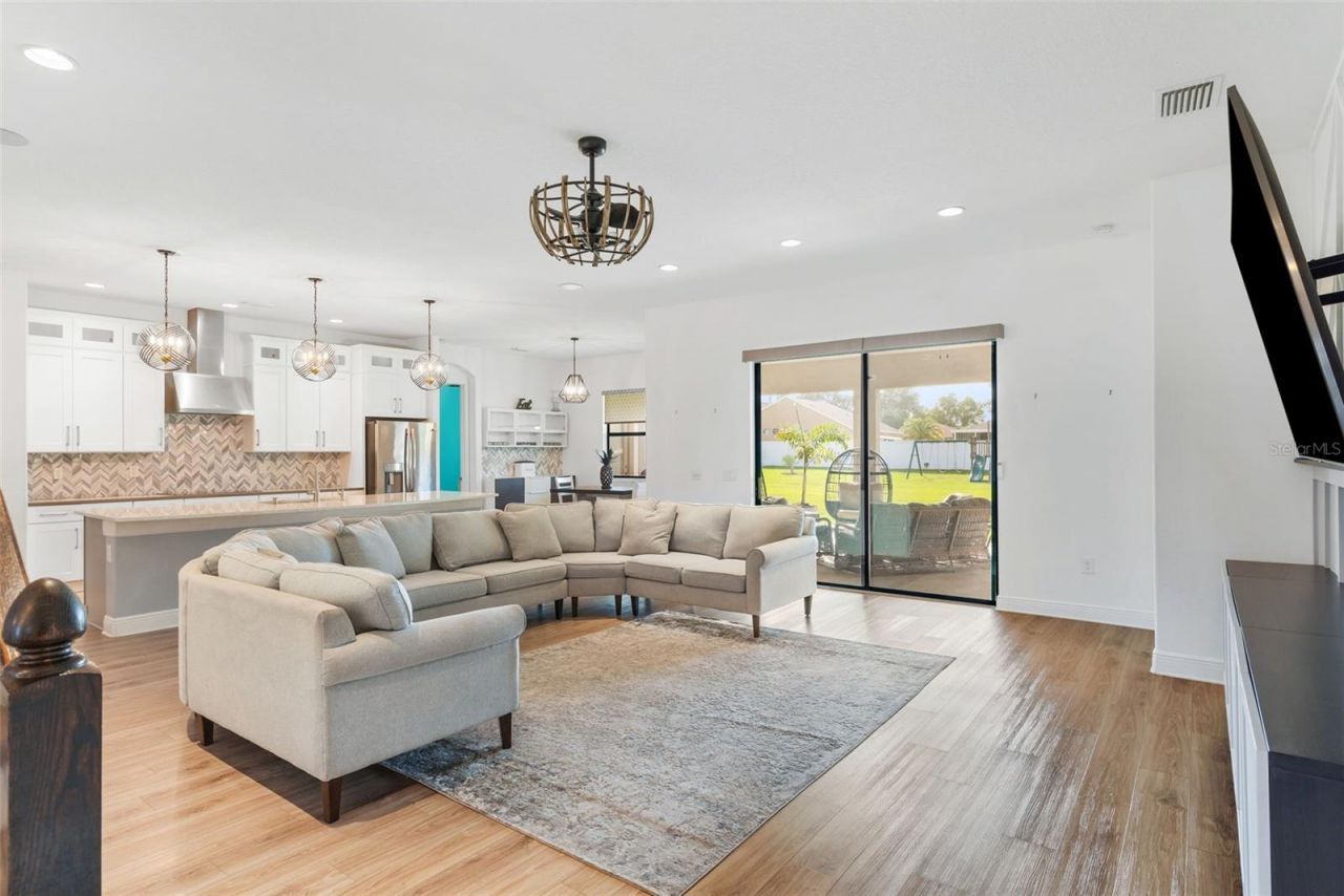 913 Buckhurst Drive, Spring Hill, FL 34609 Photo