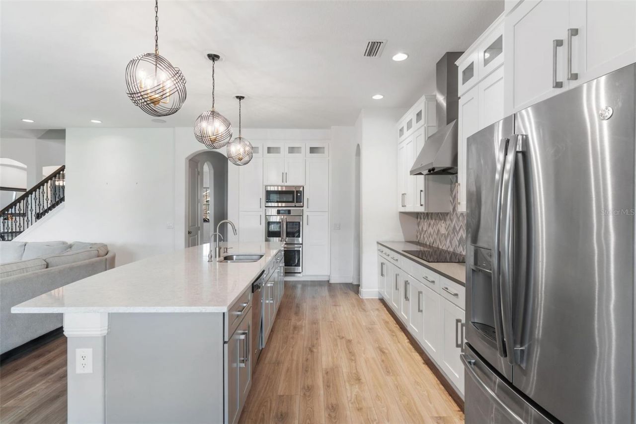 913 Buckhurst Drive, Spring Hill, FL 34609 Photo