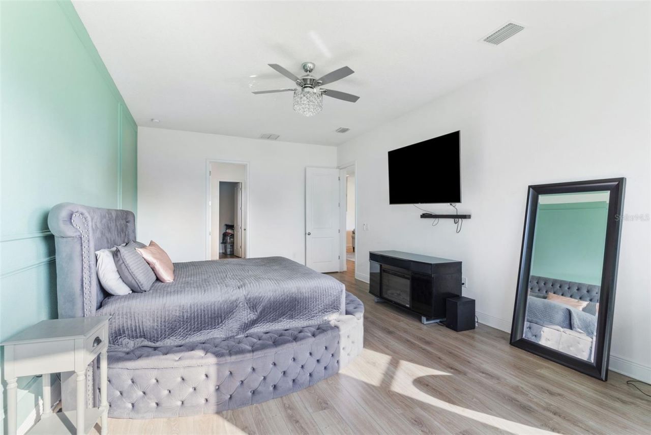 913 Buckhurst Drive, Spring Hill, FL 34609 Photo