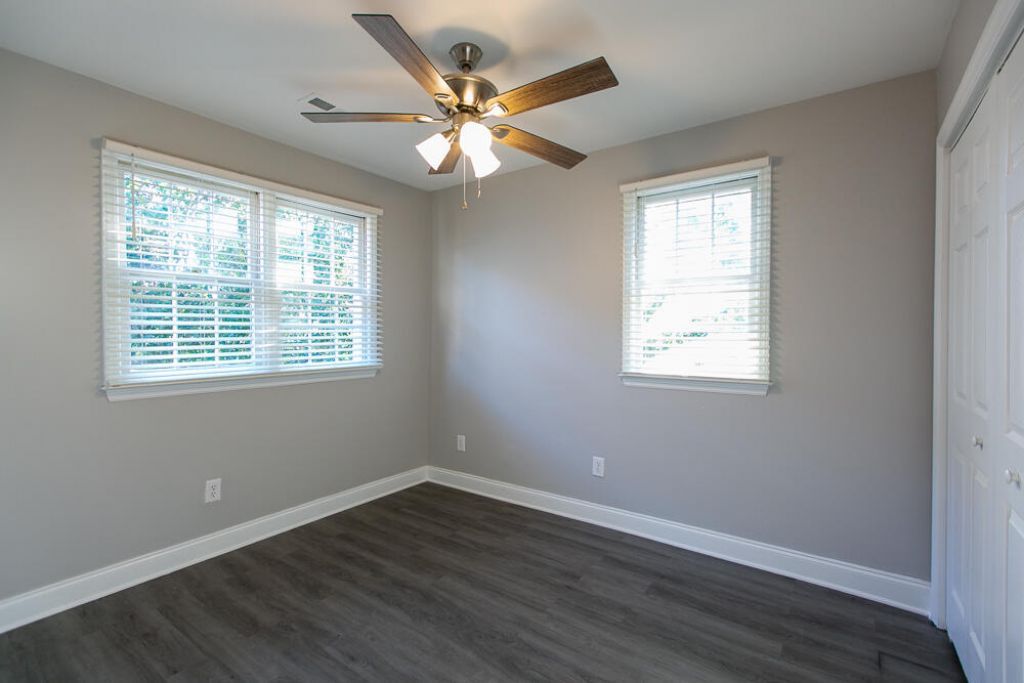 87 America Street Photo 10