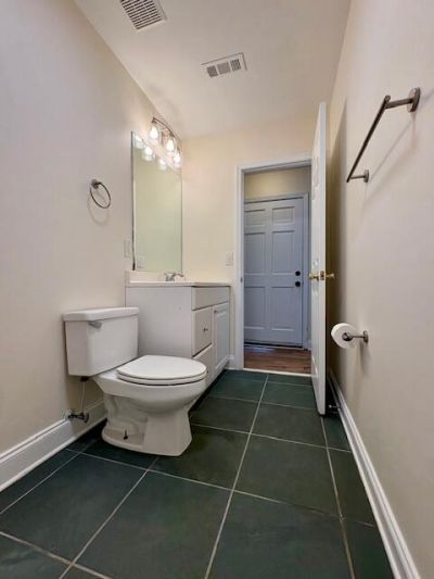 87 America Street Photo 19