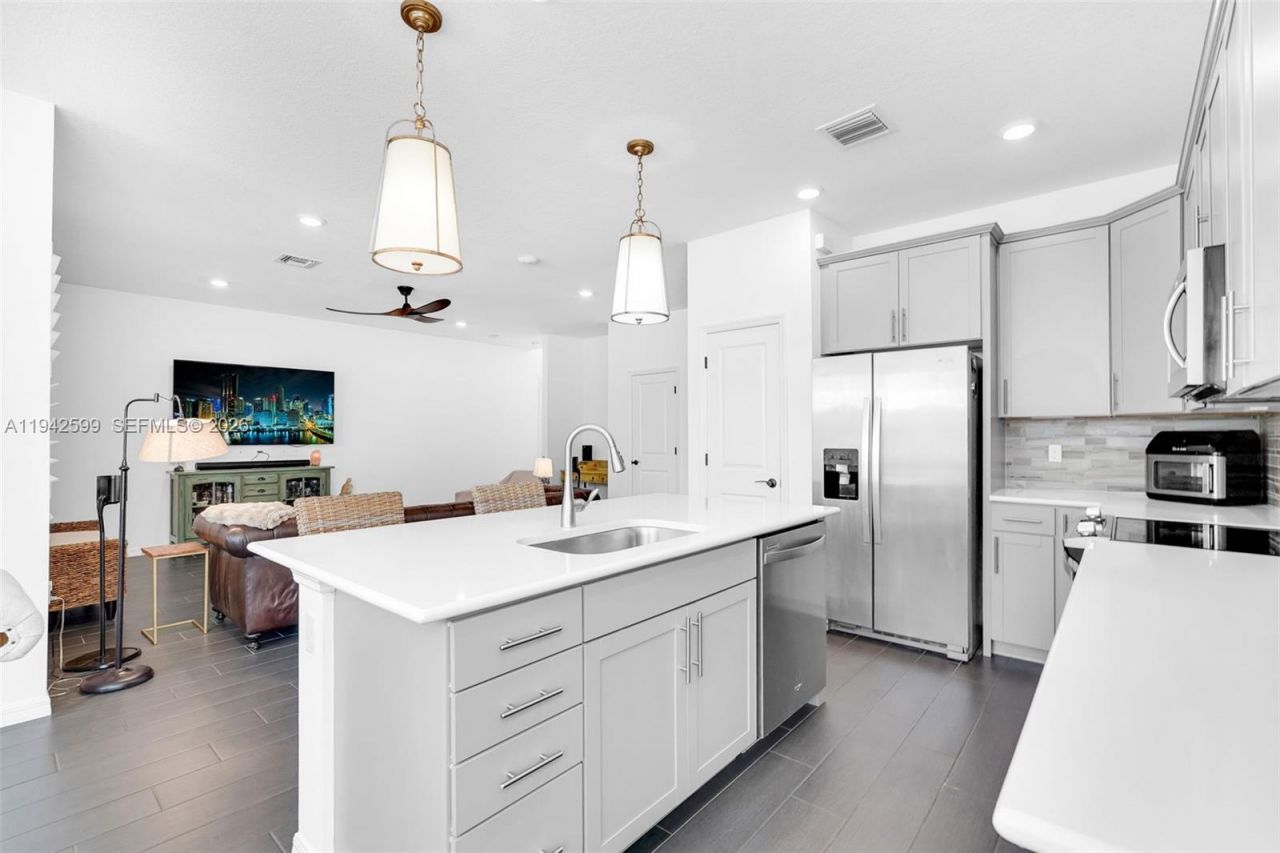 1612 Trailhead Ter, Hollywood, FL 33021 Photo