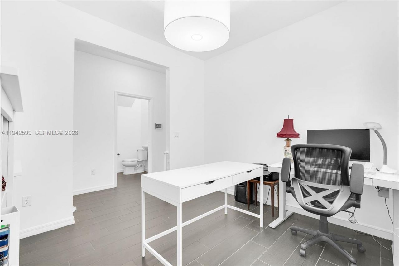 1612 Trailhead Ter, Hollywood, FL 33021 Photo