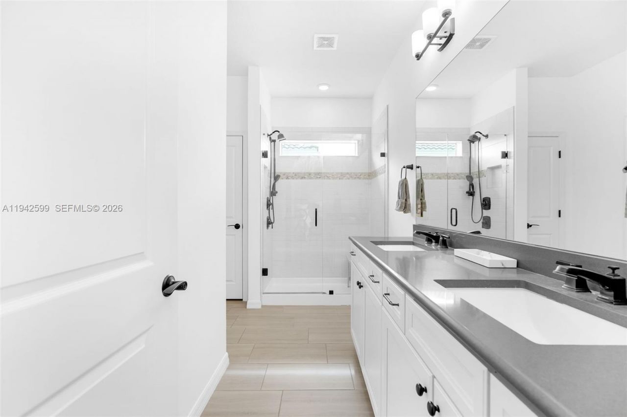 1612 Trailhead Ter, Hollywood, FL 33021 Photo