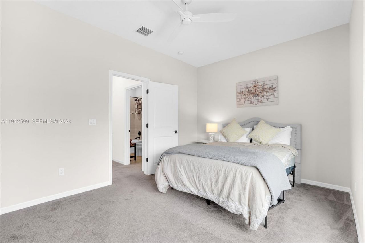 1612 Trailhead Ter, Hollywood, FL 33021 Photo