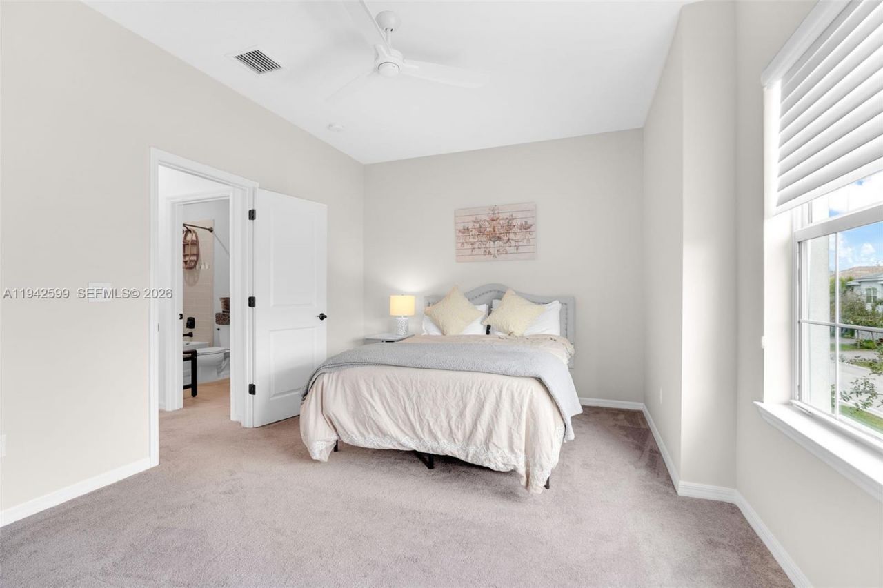 1612 Trailhead Ter, Hollywood, FL 33021 Photo