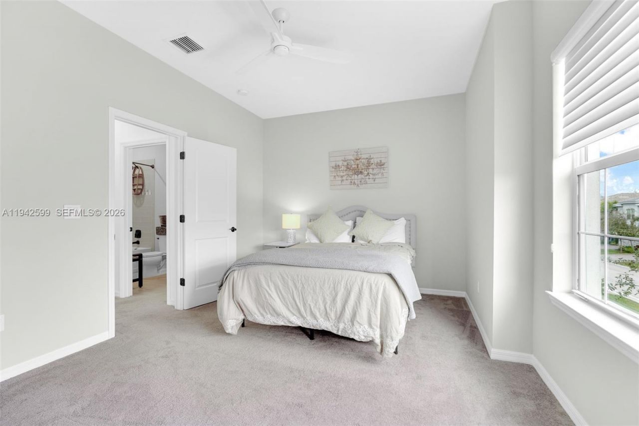 1612 Trailhead Ter, Hollywood, FL 33021 Photo