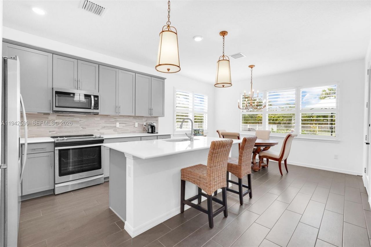 1612 Trailhead Ter, Hollywood, FL 33021 Photo