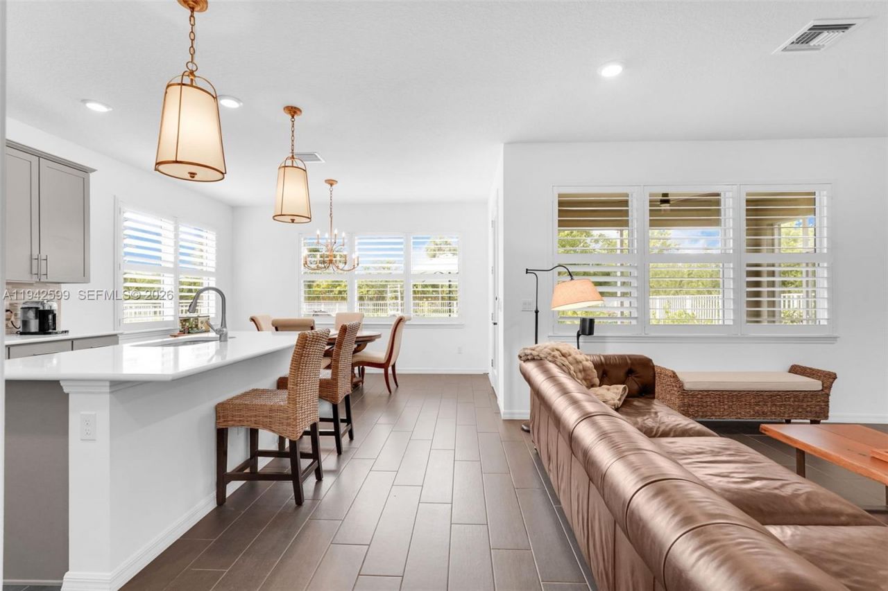 1612 Trailhead Ter, Hollywood, FL 33021 Photo