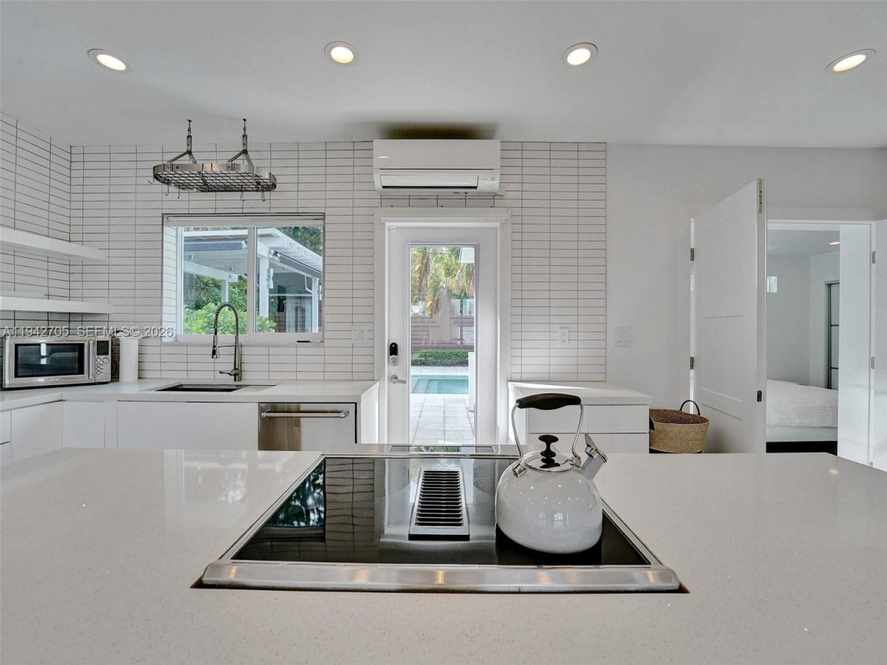 1440 SW 20th St, Fort Lauderdale, FL 33315 Photo