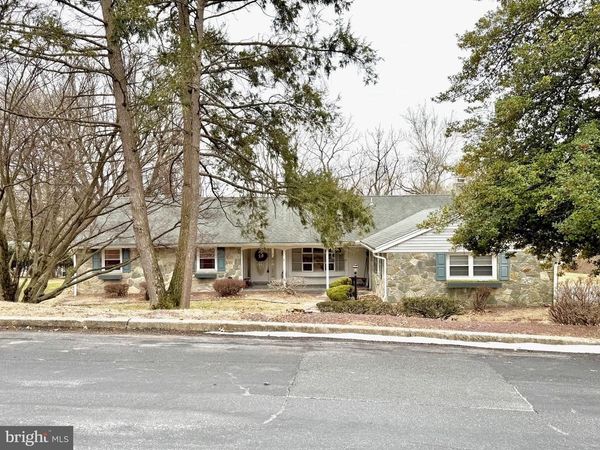 7 JEFFREY ROAD, READING, PA 19601