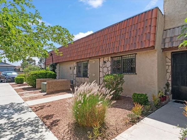 4000 Visby Lane , Las Vegas, NV 89119