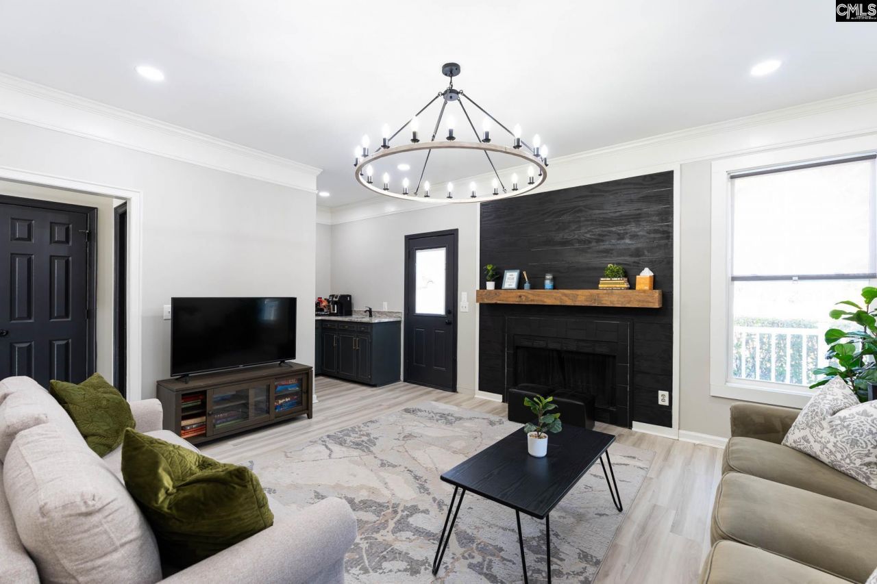 203 Sparkleberry Lane Photo 23