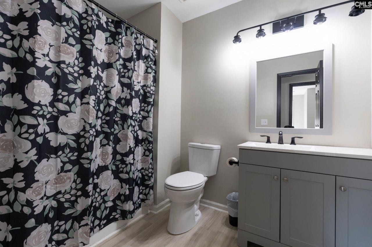 203 Sparkleberry Lane Photo 26