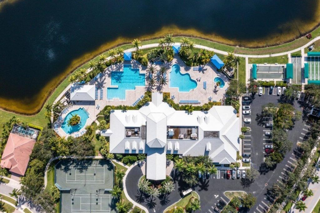 2775 Clipper Circle, West Palm Beach, FL 33411 Photo