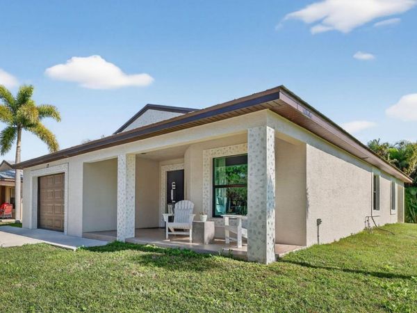 53 El Camino Real, Port Saint Lucie, FL 34952