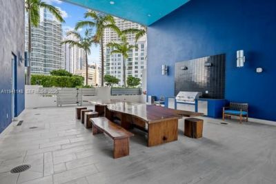 1300 Brickell Bay Dr, Miami, FL 33131 Photo