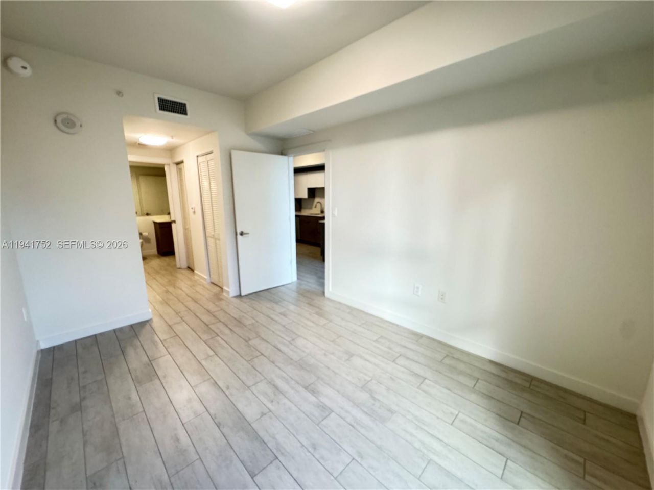 321 NE 26th St, Unit 615, Miami, FL 33137 Photo