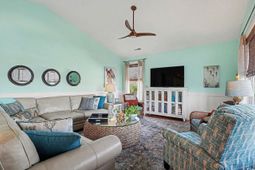 164 Lake Pointe Dr. photo 4