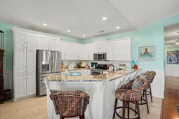 164 Lake Pointe Dr. photo 4